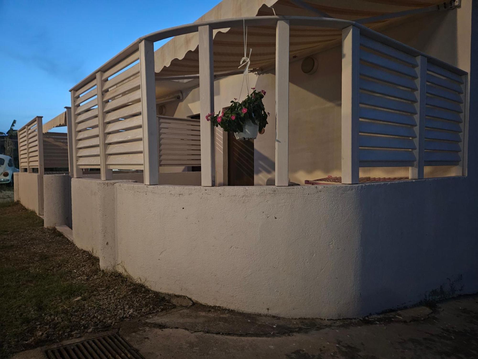 Graceland Rooms And Suites Capo Vaticano Bagian luar foto